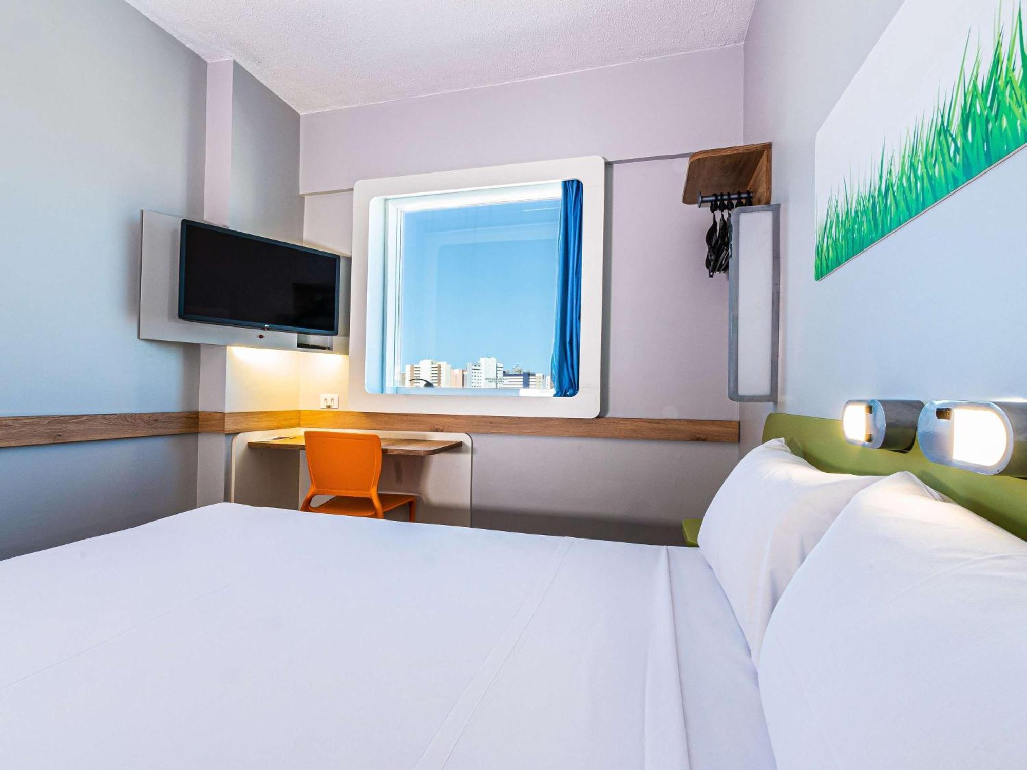Ibis Budget Fortaleza Praia De Iracema Exterior photo